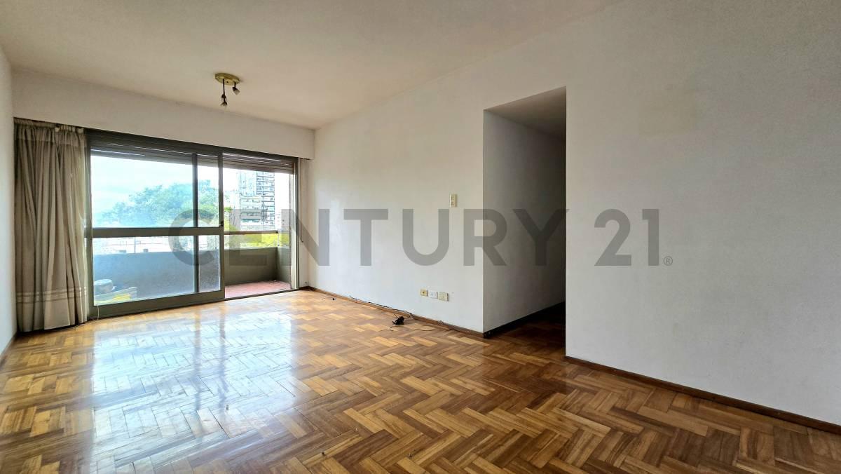Foto de VENTA DEPARTAMENTO 3 AMBIENTES EN COGHLAN – VISTA ABIERTA, LUMINOSO Y, imagen 3