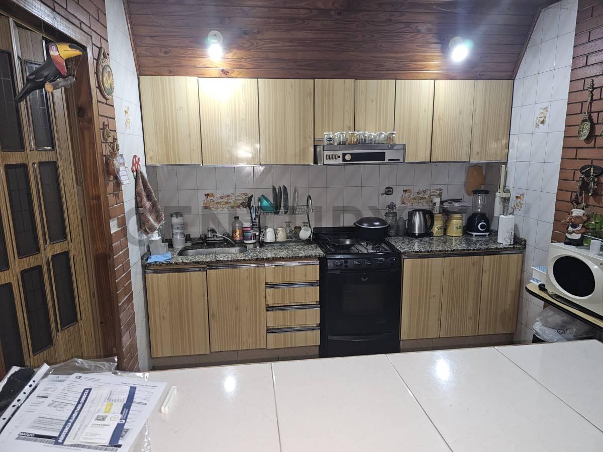 Foto de Venta Casa 3 dormitorios en Caseros, imagen 3