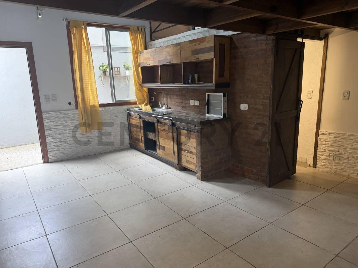 Foto de ALQUILER PH 2 AMBIENTES TIPO LOFT EN VILLA URQUIZA SIN EXPENSAS SE, imagen 1