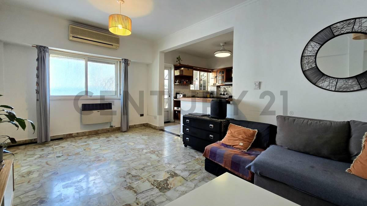Foto de VENTA 4 AMBIENTES EN DOS PLANTAS CON TERRAZA, QUINCHO Y PARRILLA PROPIA, imagen 5