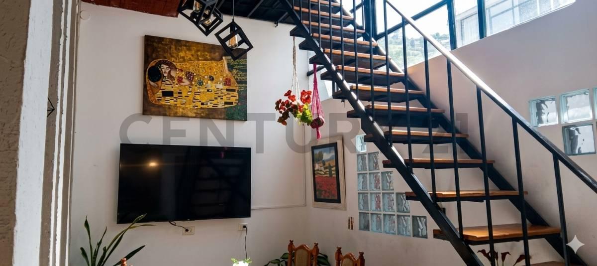 Foto de PH EN PATERNAL, 5 AMB 2 BAÑOS COMPLETOS, 1 EN SUITE, RECICLADO A NUEVO, imagen 2