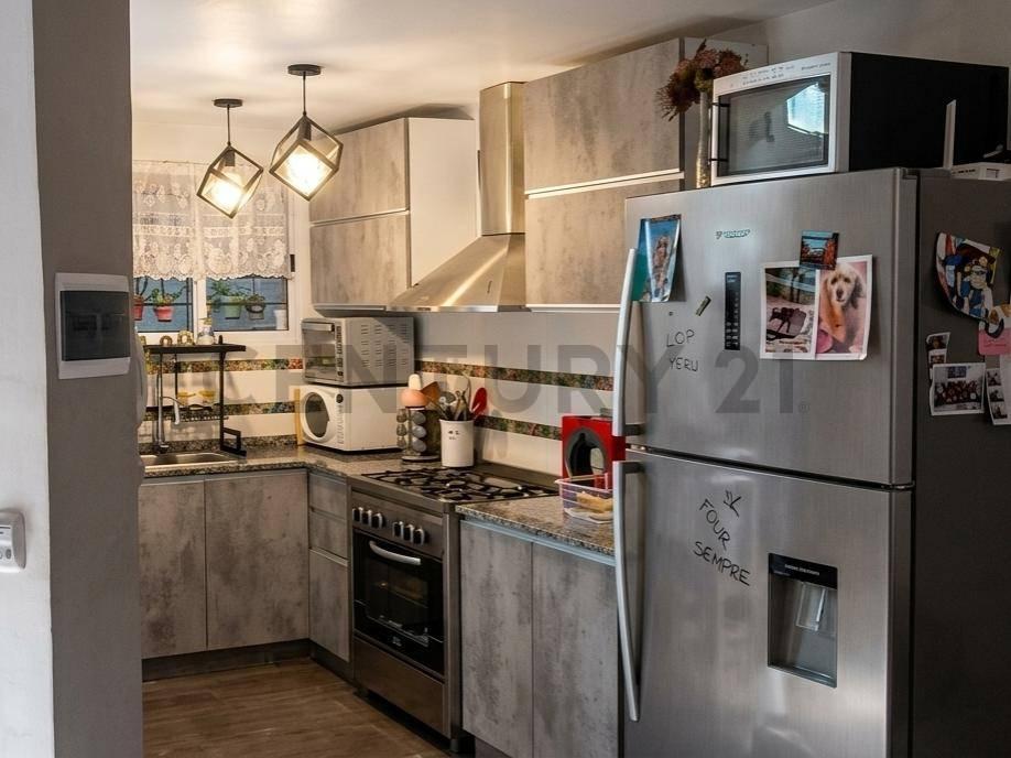 Foto de PH EN PATERNAL, 5 AMB 2 BAÑOS COMPLETOS, 1 EN SUITE, RECICLADO A NUEVO, imagen 4