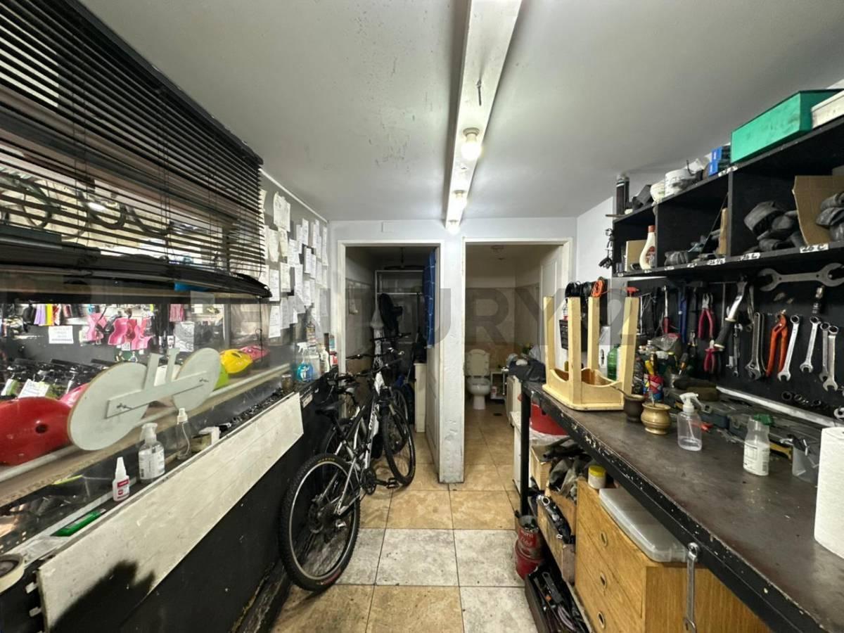 Foto de Venta excelente Local en Esquina Comercial – 105 m² – Villa Pueyrredón, imagen 4