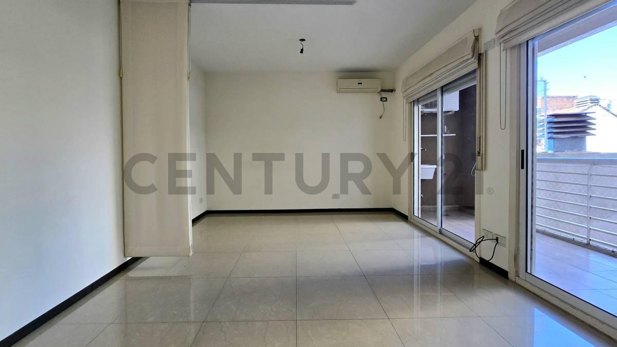 Foto de VENTA MONOAMBIENTE CON BALCÓN EN VILLA URQUIZA CON COCINA SEPARADA, imagen 4