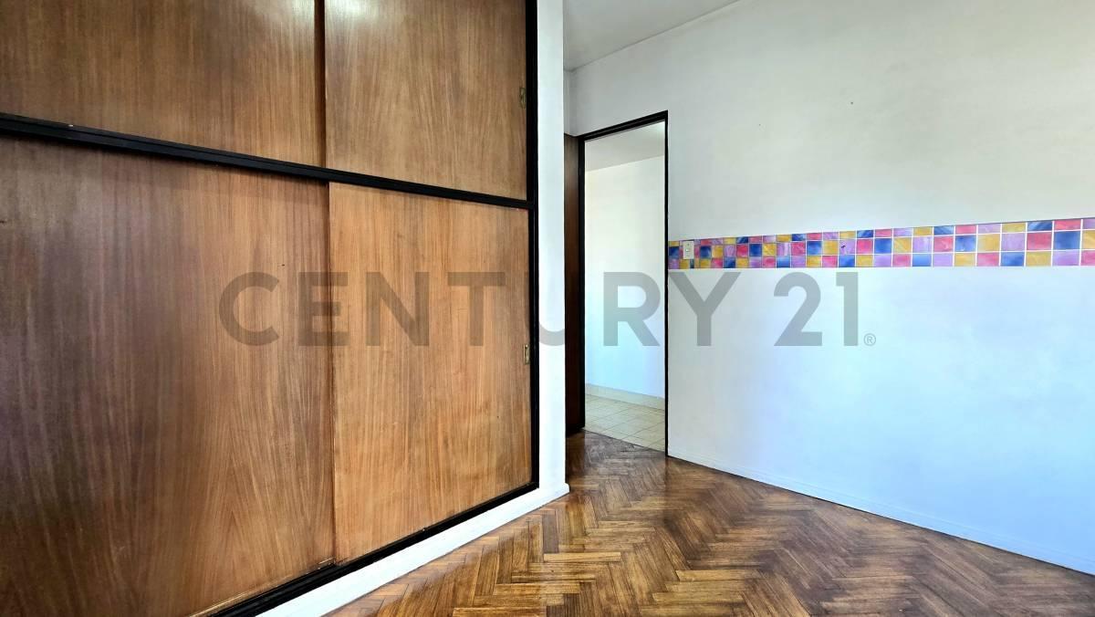 Foto de Venta | Departamento de 3 ambientes con balcón al frente en Villa, imagen 5