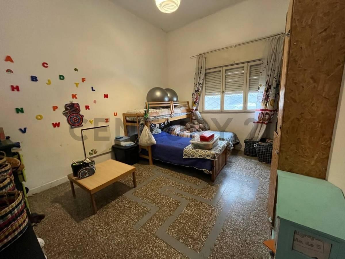Foto de Venta de Casa 4 AMBIENTES en Villa Luro, imagen 2