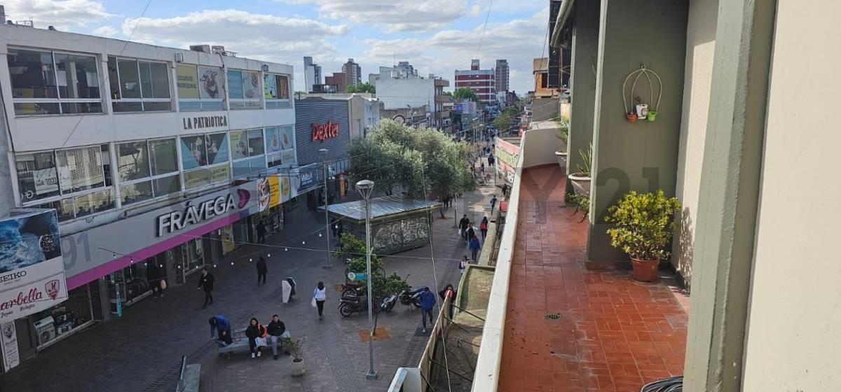 Foto de VENTA FLORENCIO VARELA DEPARTAMENTO 3 AMB 140M2 C/BALCON y TERRAZA, imagen 1