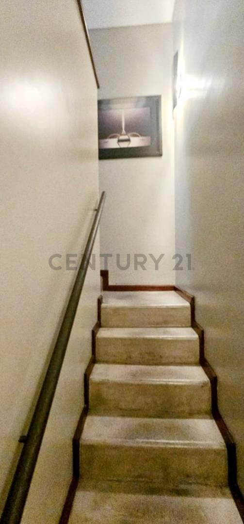 Foto de Venta Duplex de vanguardia con excelente vista abierta, imagen 3