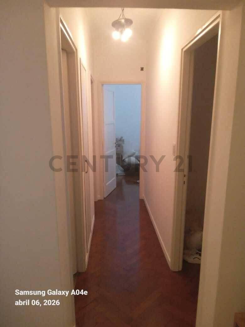 Foto de VENTA Departamento 4 Ambientes - Primer Piso - Refaccionado a Nuevo, imagen 4