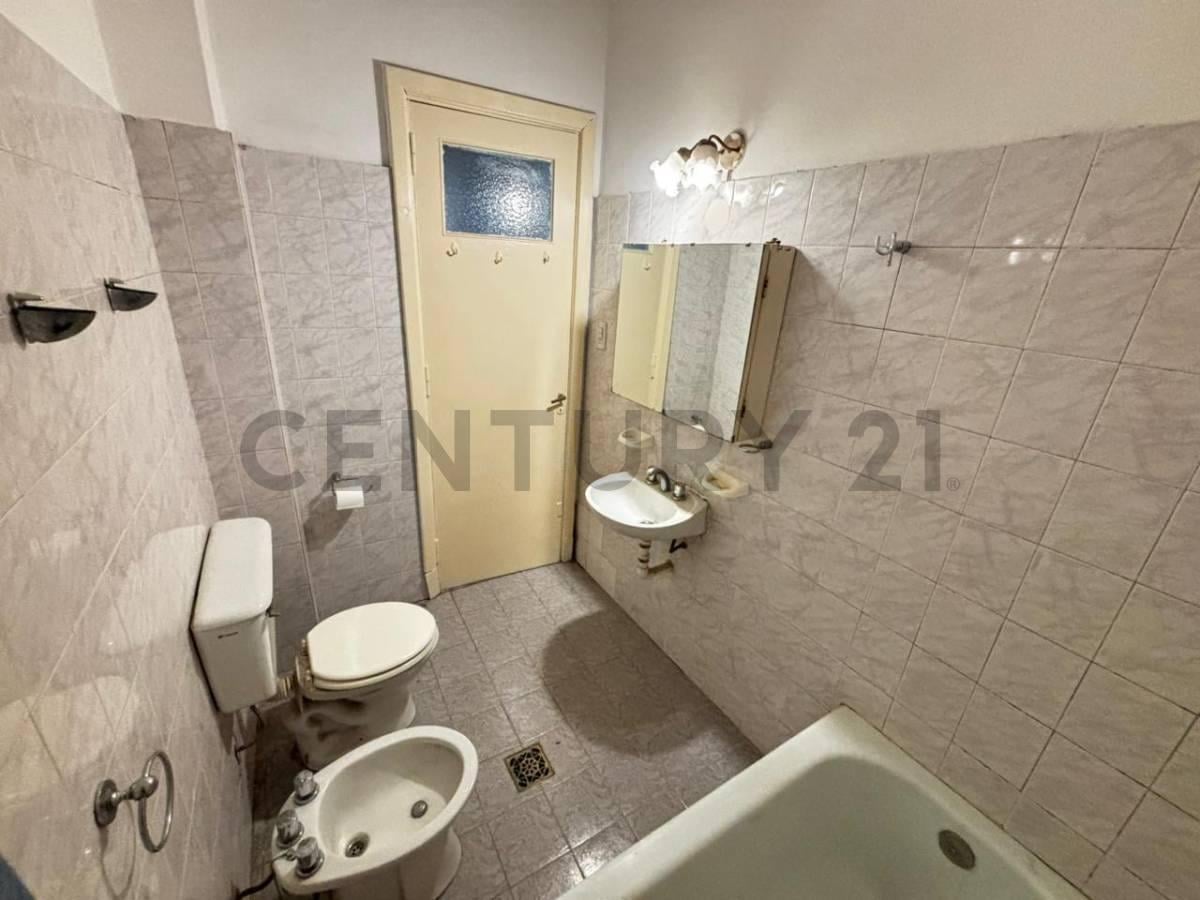 Foto de PH 3 Ambientes con Patio en Venta, Saavedra, imagen 4