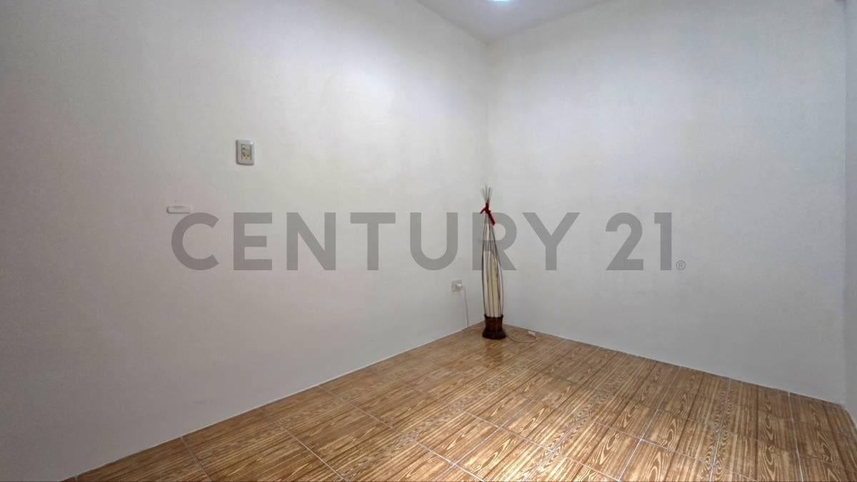 Foto de Venta departamento tipo PH 3 ambientes con doble patio en villa, imagen 4