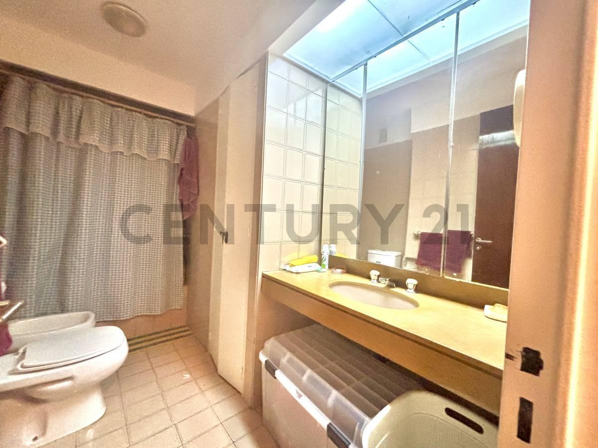 Foto de Venta de 4 Ambientes con dependencia en Palermo chico Cochera Balcon, imagen 4