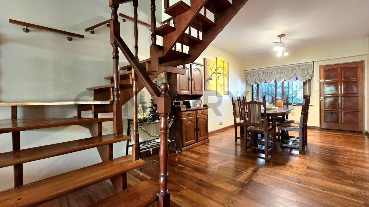 Foto de VENTA TRIPLEX 5 AMBIENTES EN VILLA URQUIZA CON COCHERA, PATIO, TERRAZA, imagen 5