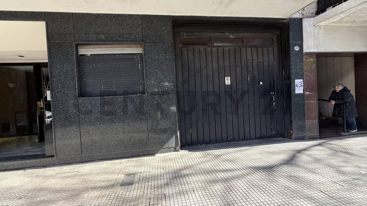 Foto de VENTA GALPON DEPOSITO EN CHACARITA, imagen 4