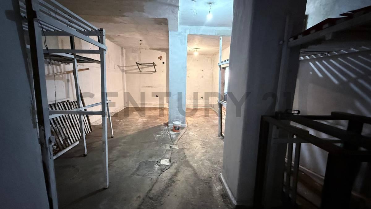 Foto de VENTA GALPON DEPOSITO EN CHACARITA, imagen 3