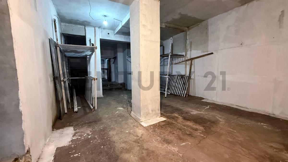 Foto de VENTA GALPON DEPOSITO EN CHACARITA, imagen 2