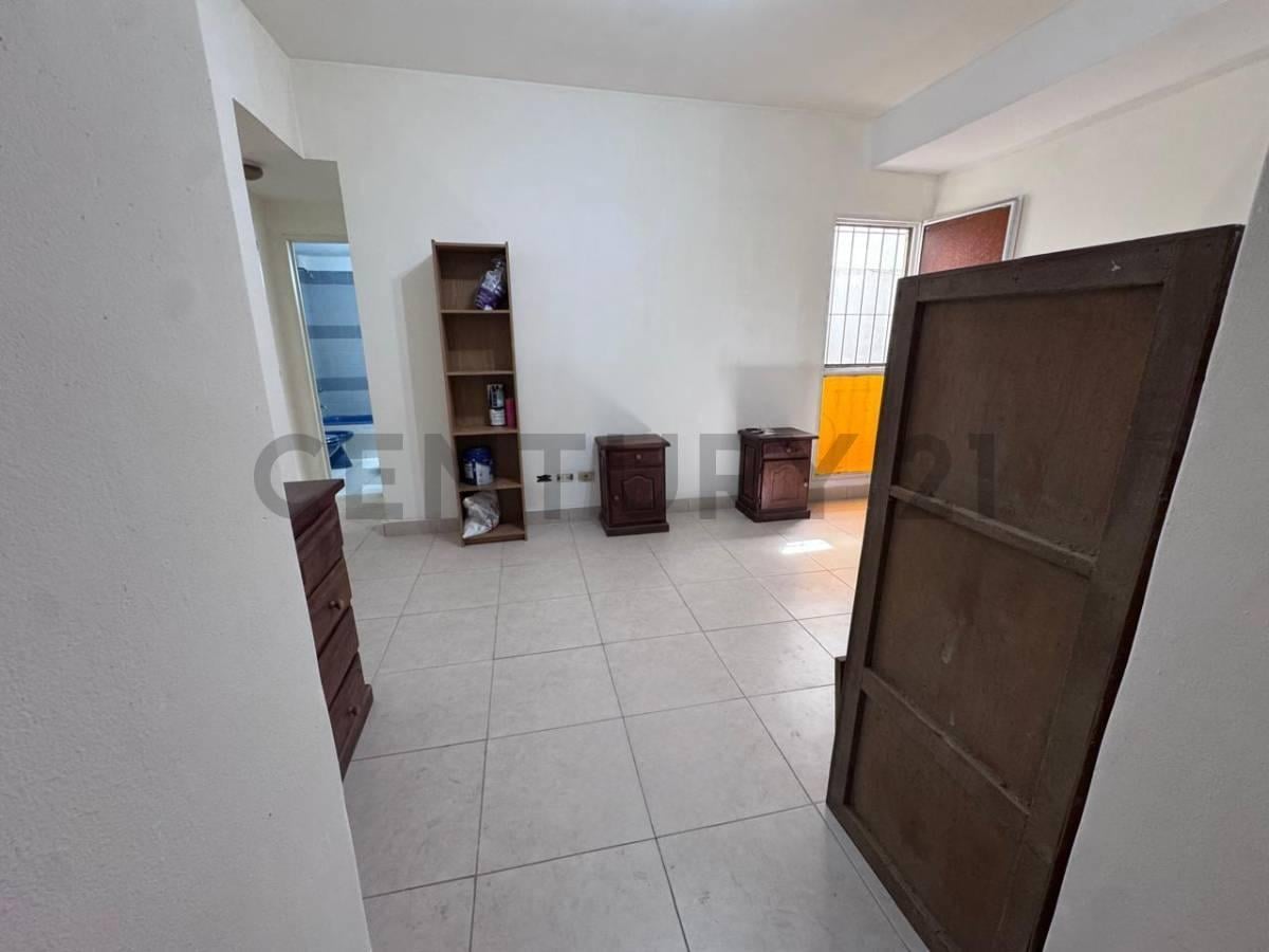 Foto de Venta Departamento 2 ambientes con patio en Parque Avellaneda, imagen 5