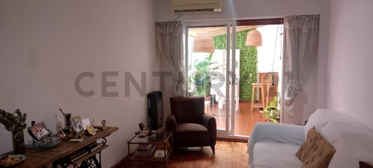 Foto de Departamento venta Monserrat 2 amb. con cochera y baulera , a pasos de, imagen 1