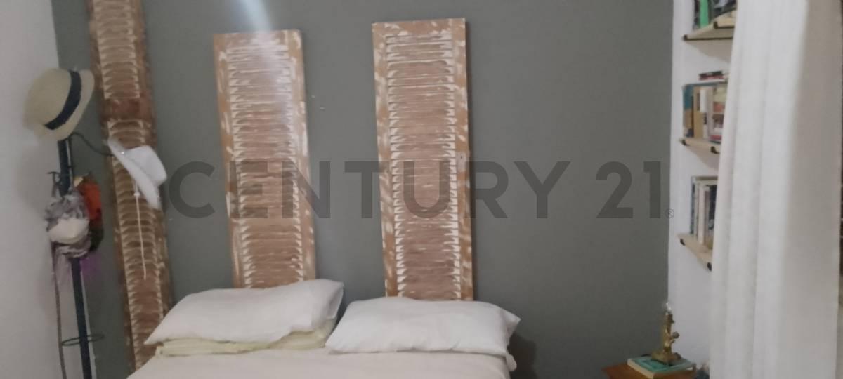 Foto de Departamento venta Monserrat 2 amb. con cochera y baulera , a pasos de, imagen 2