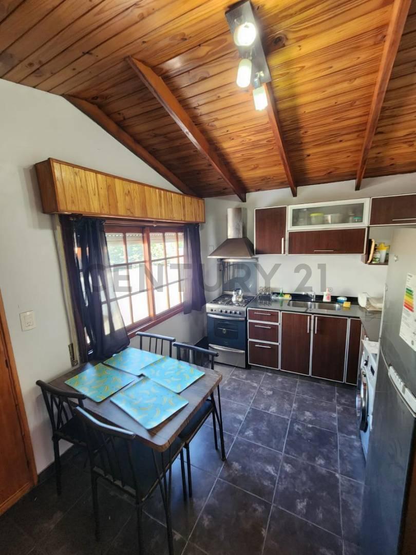 Foto de Venta de Casa en Aldo Bonzi 4 Ambientes Jardin Balcon Patio Cochera, imagen 2