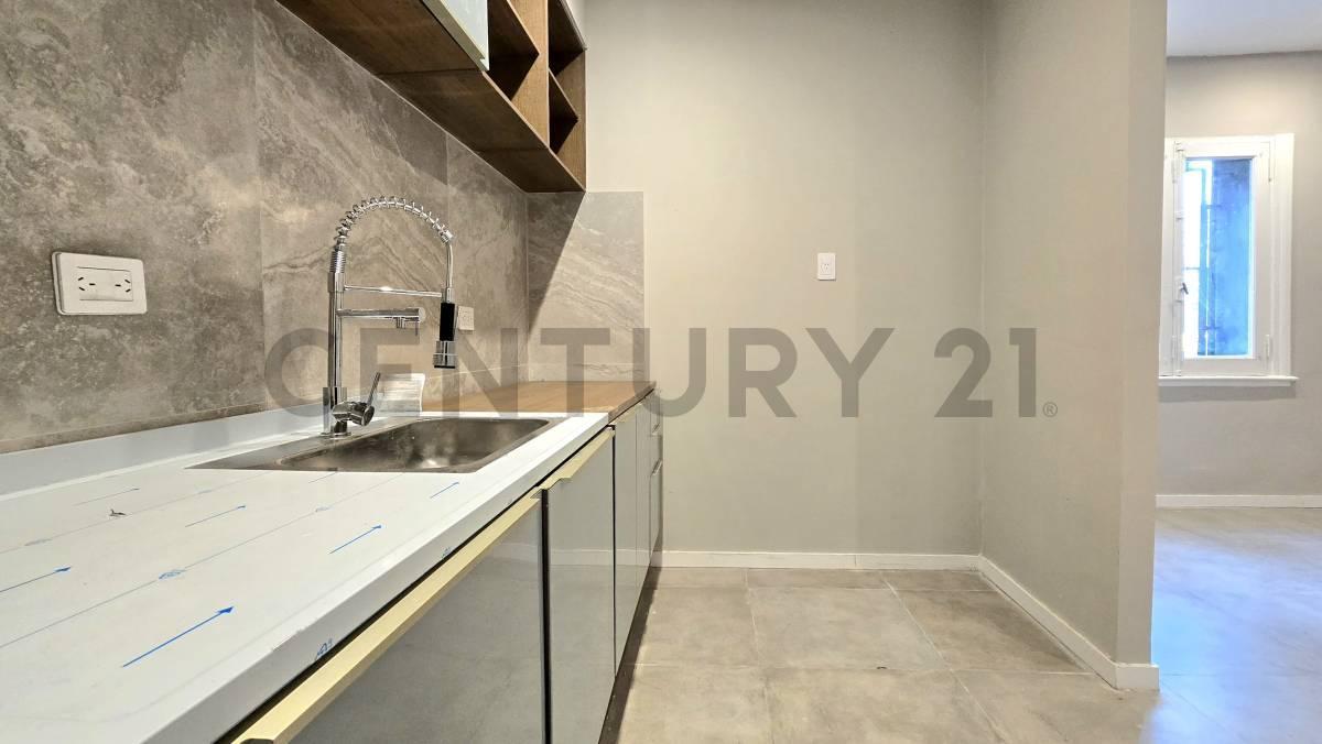 Foto de VENTA PH 4 AMBIENTES EN VILLA DEL PARQUE EN PLANTA BAJA RECICLADO A, imagen 2