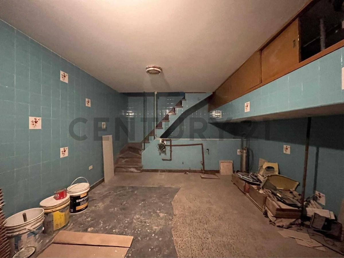 Foto de venta triplex con cochera y playroom en floresta, imagen 4