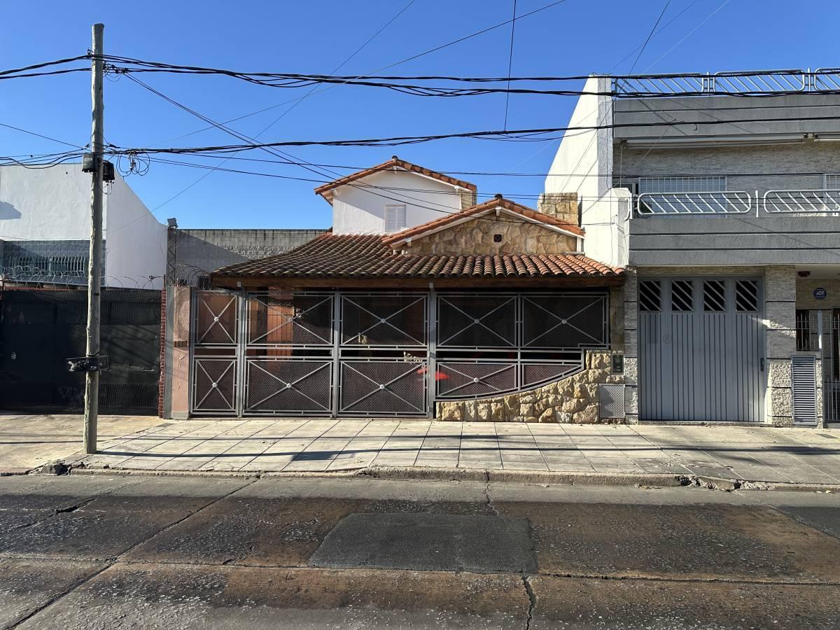 Foto de Venta Casa en San Martin Centro, imagen 1