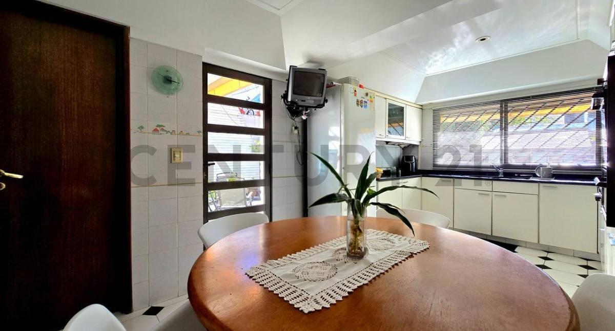 Foto de VENTA CASA 6 AMBIENTES EN VILLA PUEYRREDÓN CON COCHERA, BALCÓN, imagen 4