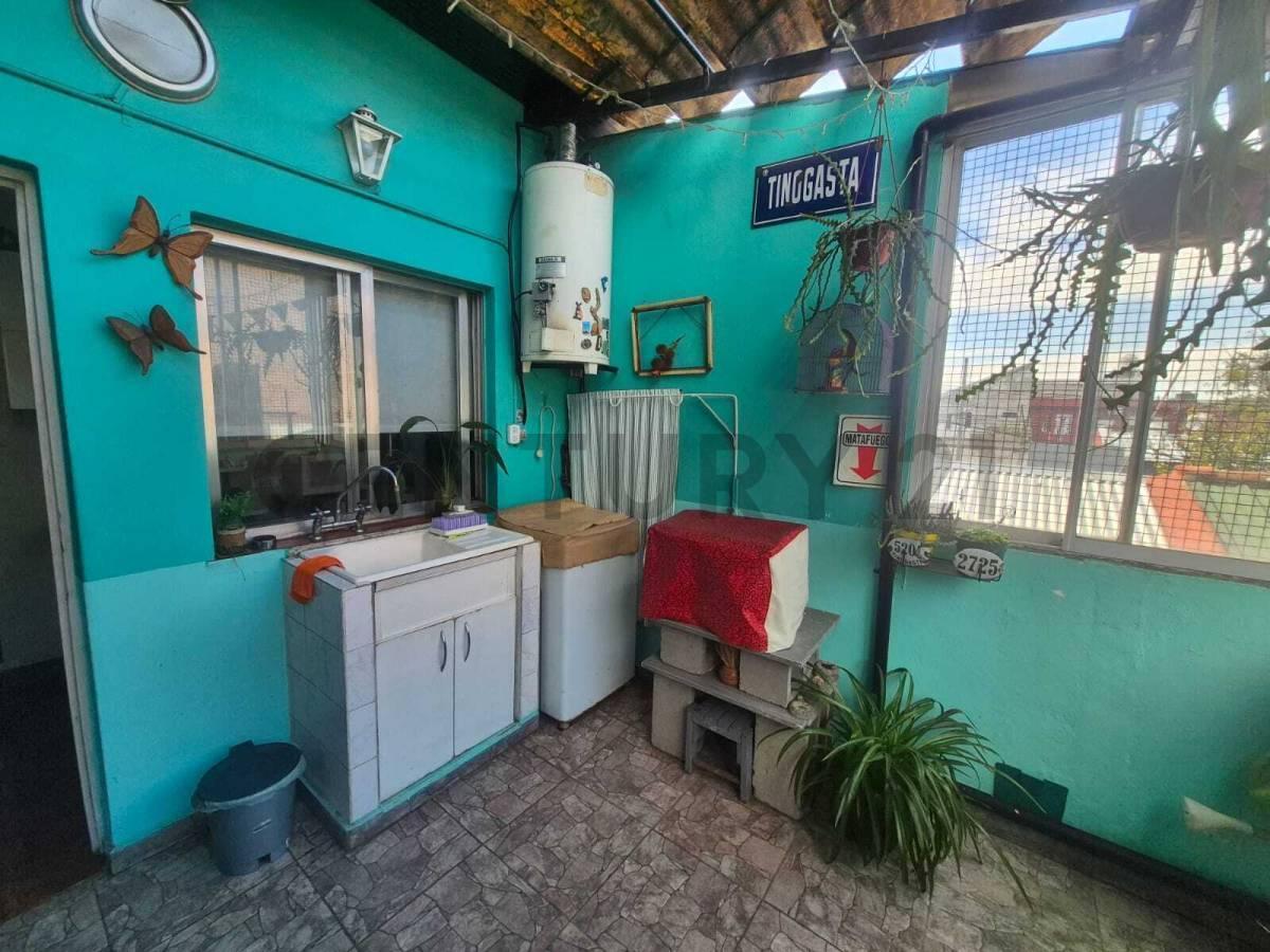 Foto de VENTA PH AL FRENTE CON PATIO-SIN EXPENSAS-APTO CREDITO EN CASEROS, imagen 4