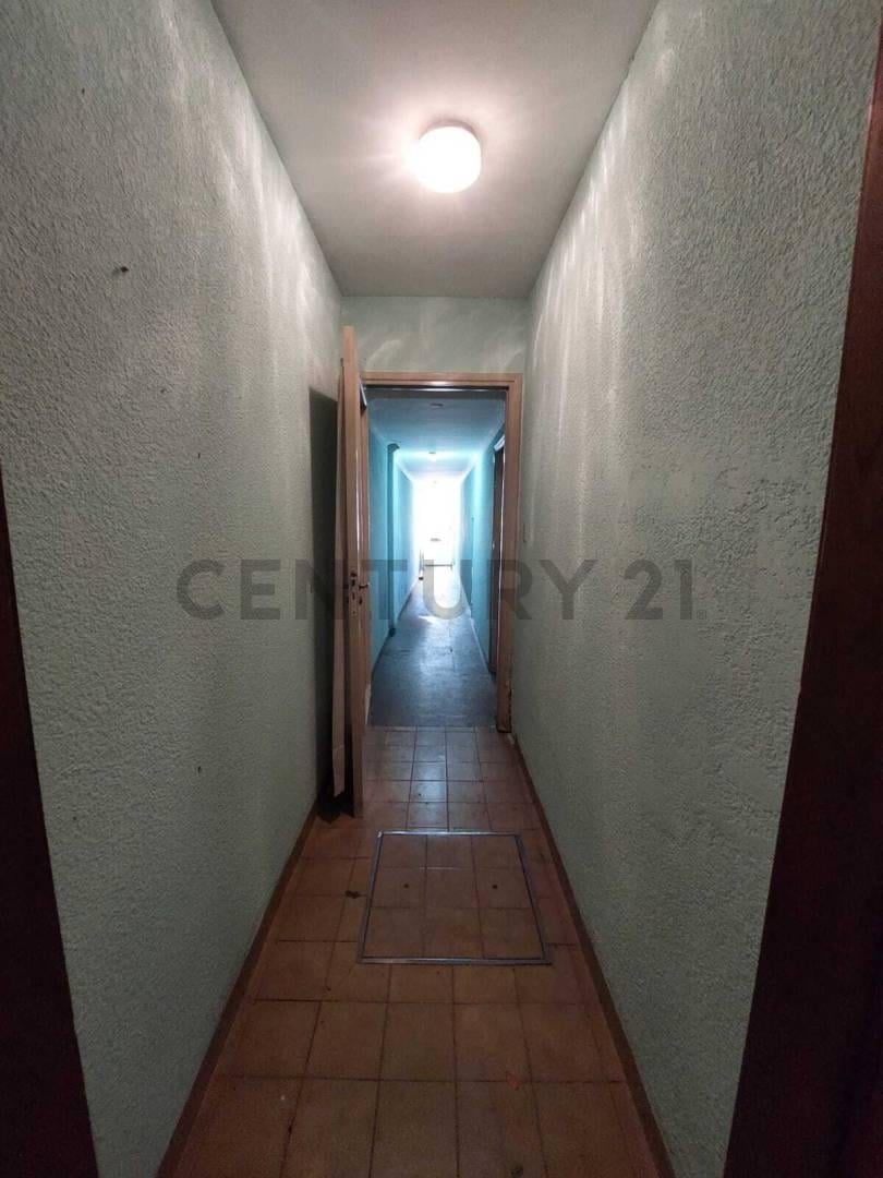 Foto de Venta Casa 4 ambientes con local al frente en Floresta, imagen 2