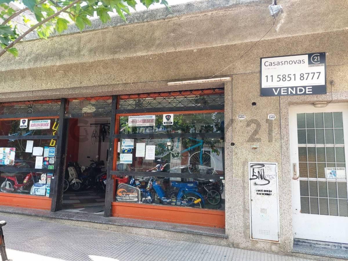 Foto de Venta Casa 4 ambientes con local al frente en Floresta, imagen 1
