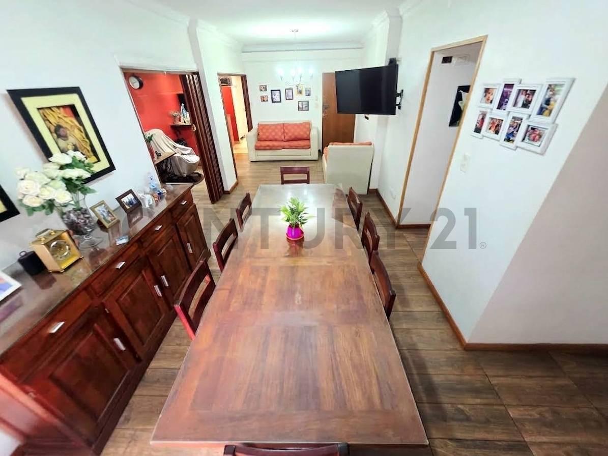 Foto de Caballito Venta de departamento 4 ambientes dependencia balcón Apto, imagen 1