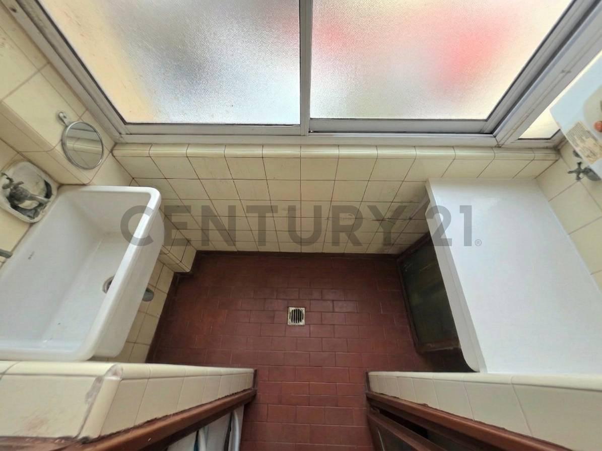 Foto de VENTA DE DEPARATAMENTO EN CABALLITO 2 AMBIENTES LAVADERO LUZ 43M, imagen 3