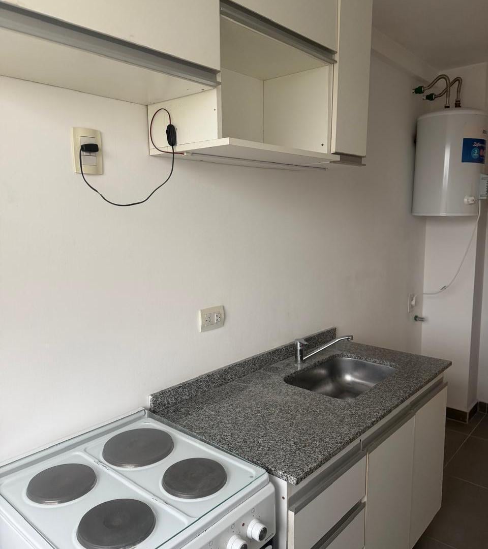 Foto de DEPARTAMENTO MONOAMBIENTE EN ALQUILER EN VILLA URQUIZA PARQUE CHAS, imagen 2