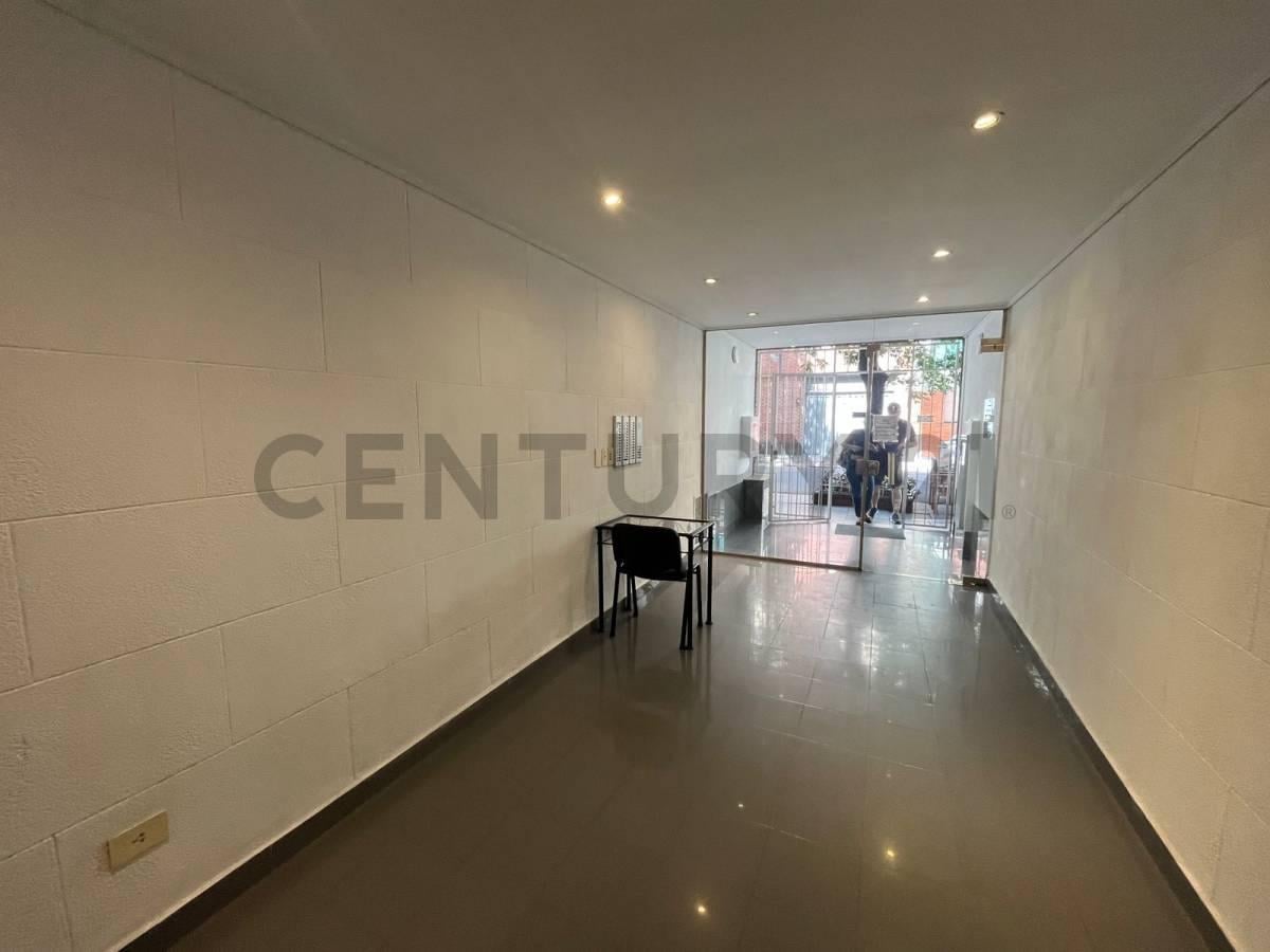 Foto de Oficina en venta en Belgrano - APTA CRÉDITO, imagen 2