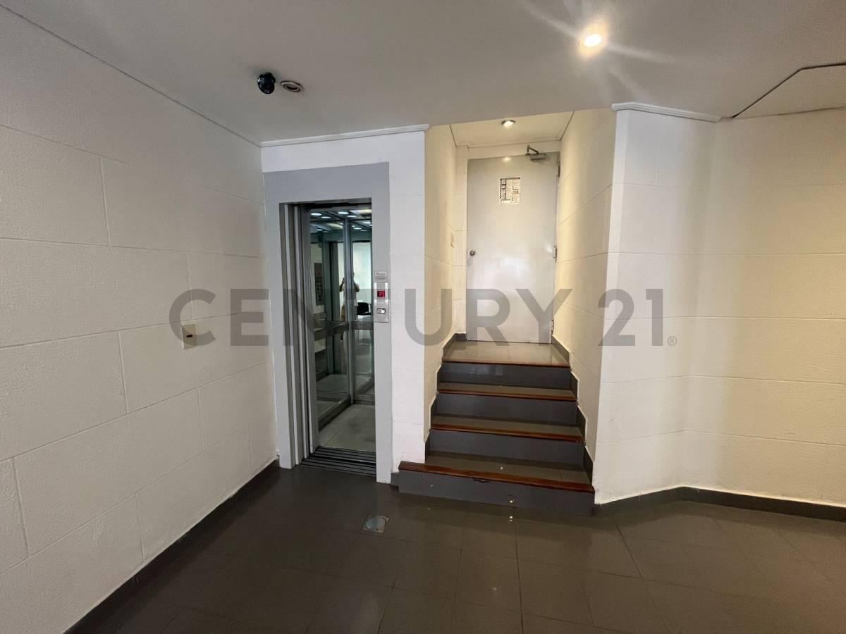 Foto de Oficina en venta en Belgrano - APTA CRÉDITO, imagen 3