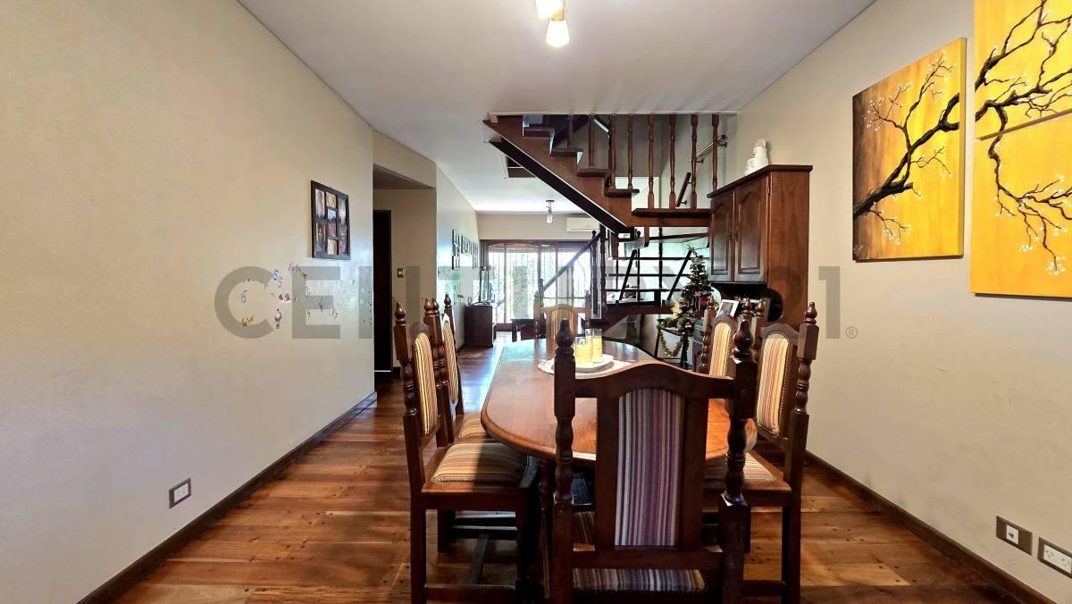 Foto de VENTA TRIPLEX 5 AMBIENTES EN VILLA URQUIZA CON COCHERA, PATIO, TERRAZA, imagen 5