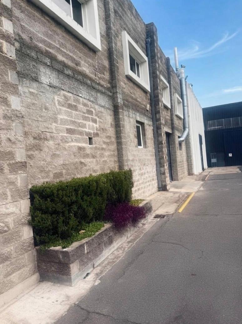 Foto de VENTA-COMPLEJO DE NAVES INDUSTRIAL EN BECCAR, imagen 5