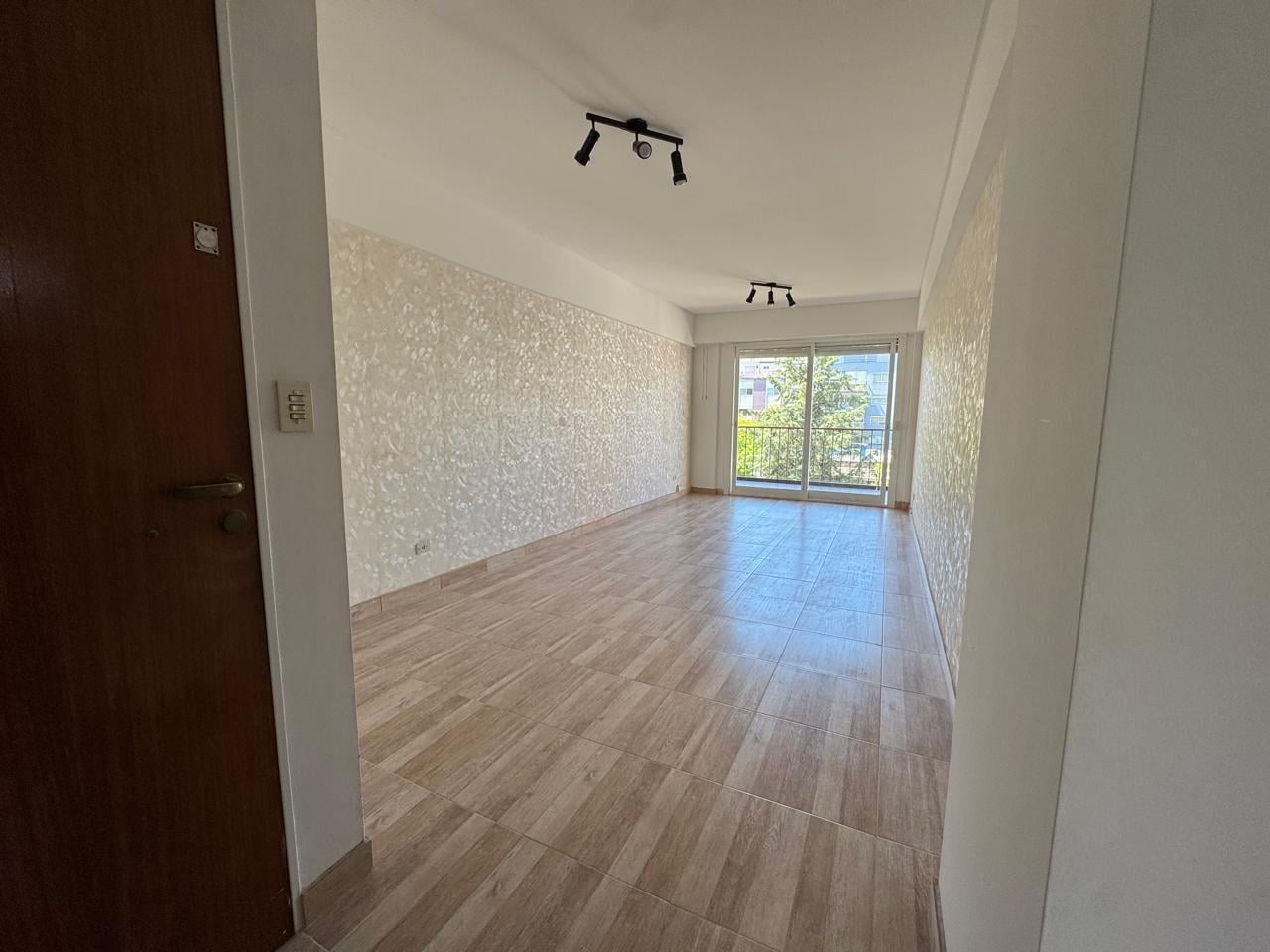 Foto de DEPARTAMENTO 3 AMBIENTES C/BALCON EN VENTA– BELGRANO, imagen 2