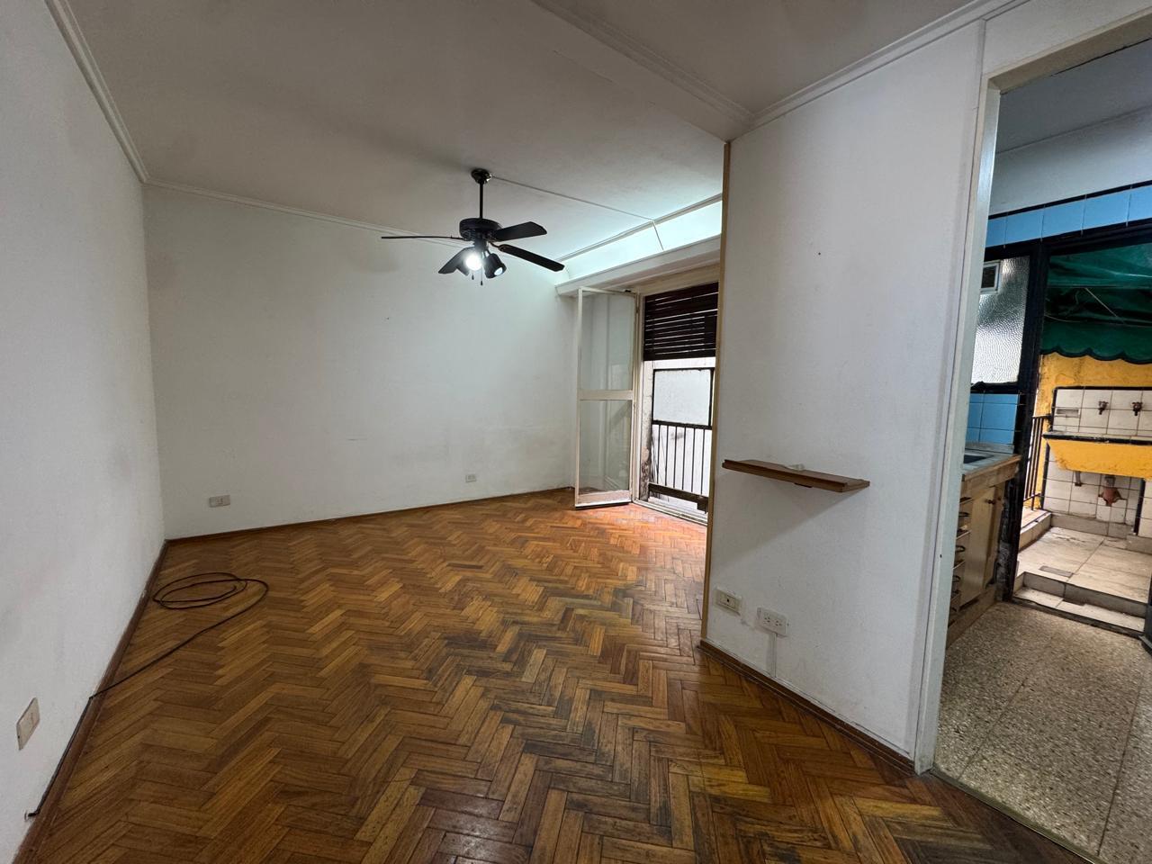 Foto de Departamento 2 ambientes luminoso en venta en Flores, imagen 4