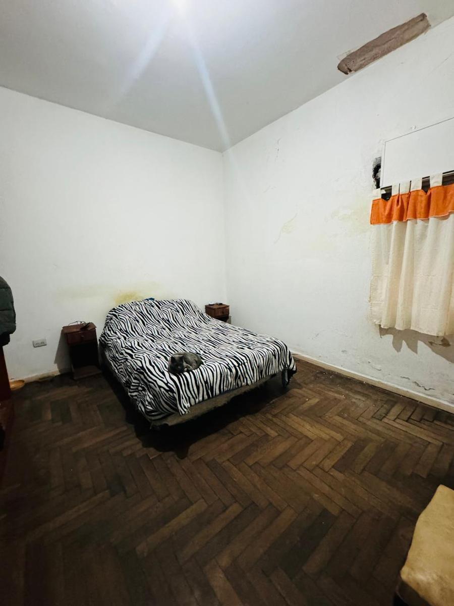 Venta Departamento 2 Ambientes Amplio en Pb 3