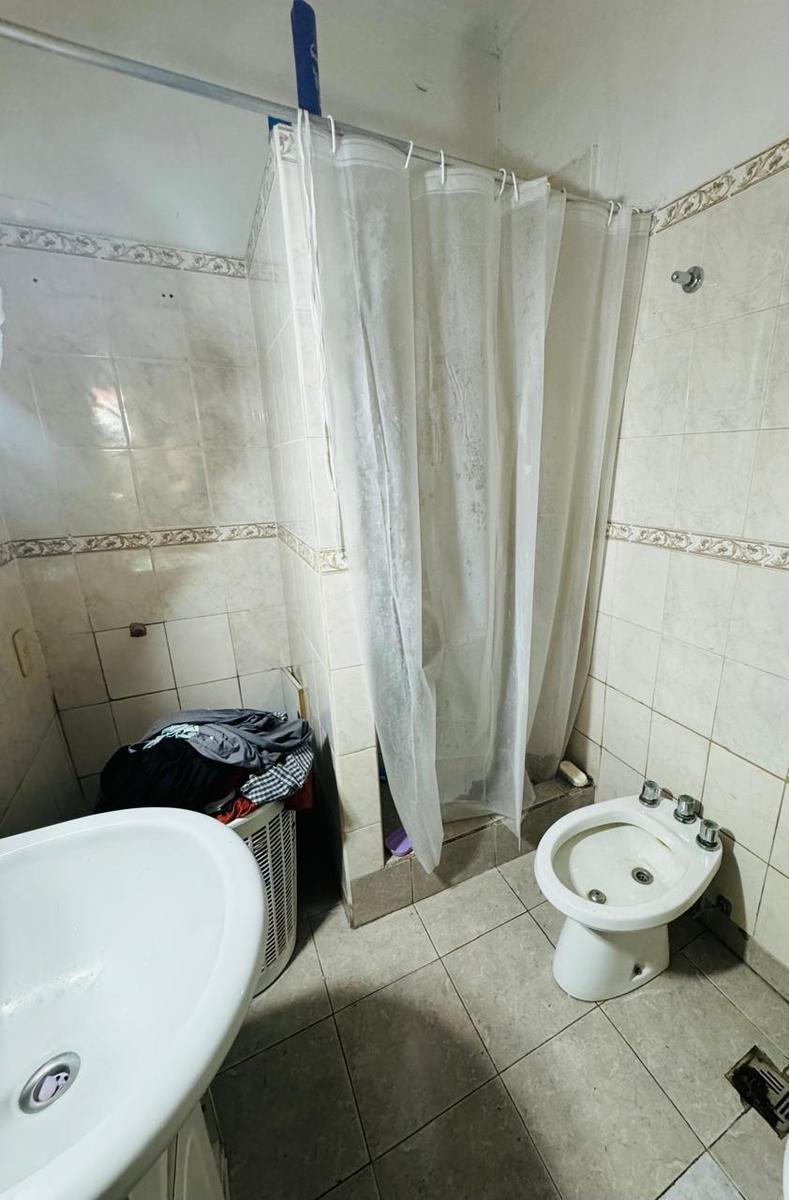 Venta Departamento 2 Ambientes Amplio en Pb 1