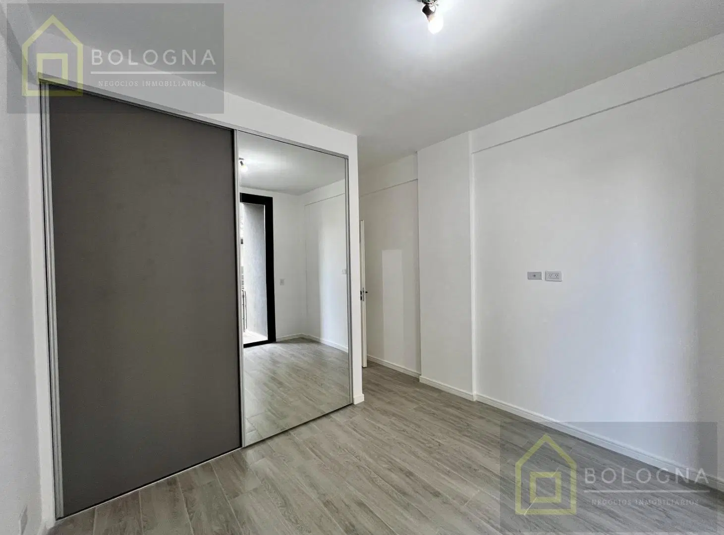 Departamento en alquiler con cochera en Tigre 5