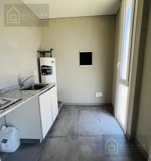 VENTA CASA A ESTRENAR EN MUELLES PUERTOS, 5 AMBIENTES, PISCINA, VISTA AL LAGO 5