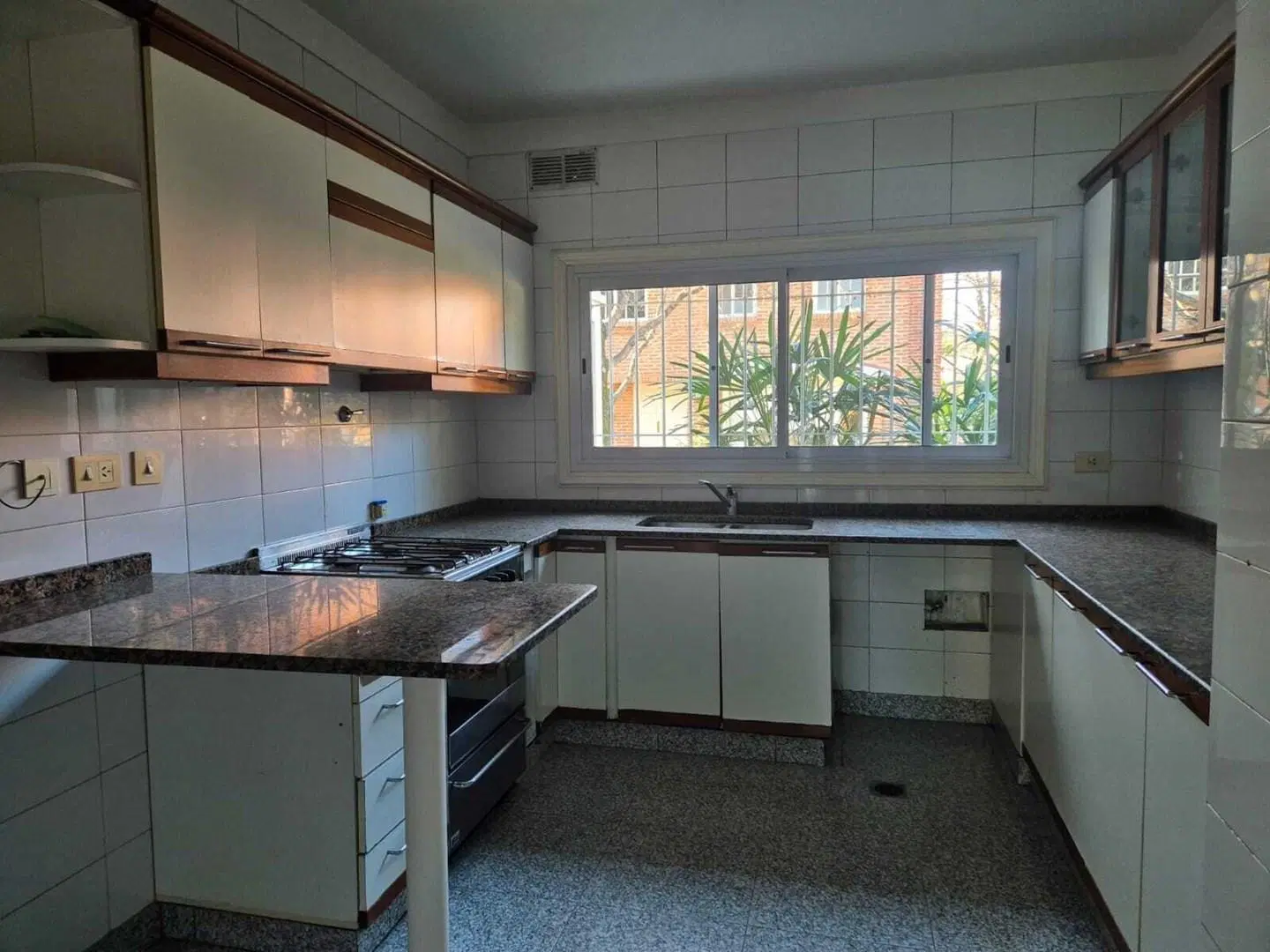 Casa Chalet  en Alquiler en Boulogne, San Isidro, G.B.A. Zona Norte 4