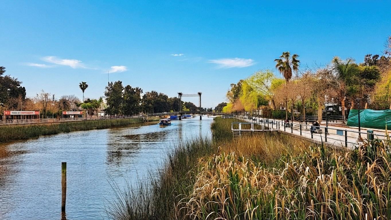 Foto de Venta- Lote en esquina - frente al río - Villa La Ñata - Dique Luján, imagen 4