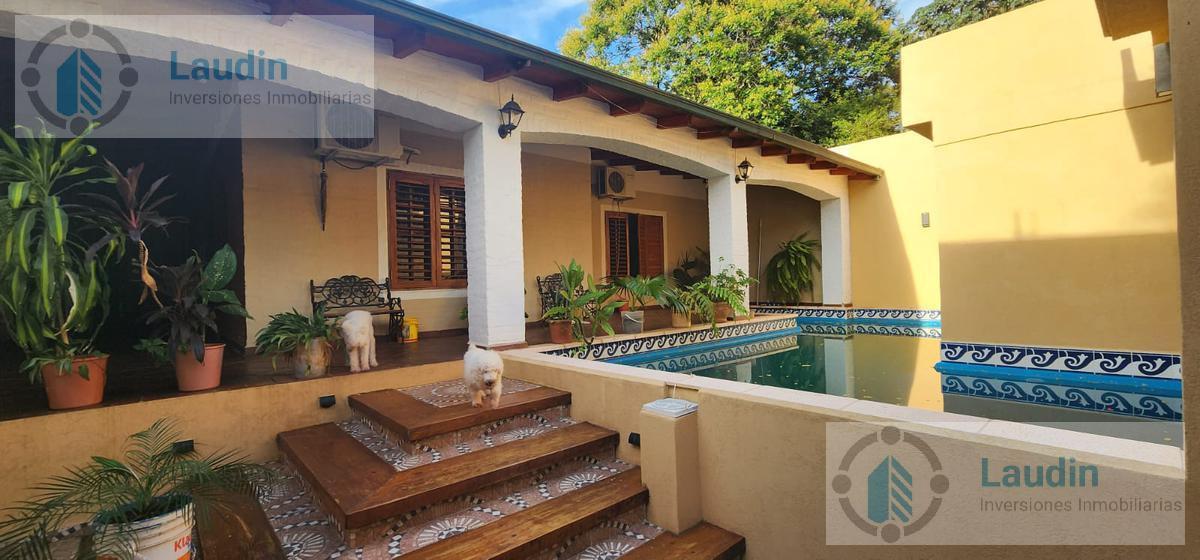 Casa en Av Centenario con Local Comercial Al Frente 3