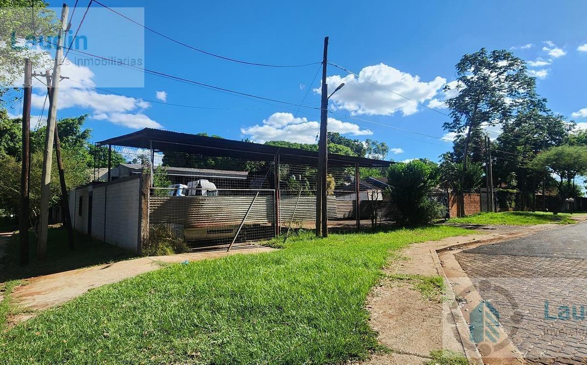 Gran terreno en en venta en esquina sobre Av. Tomas Guido ideal para Duplex