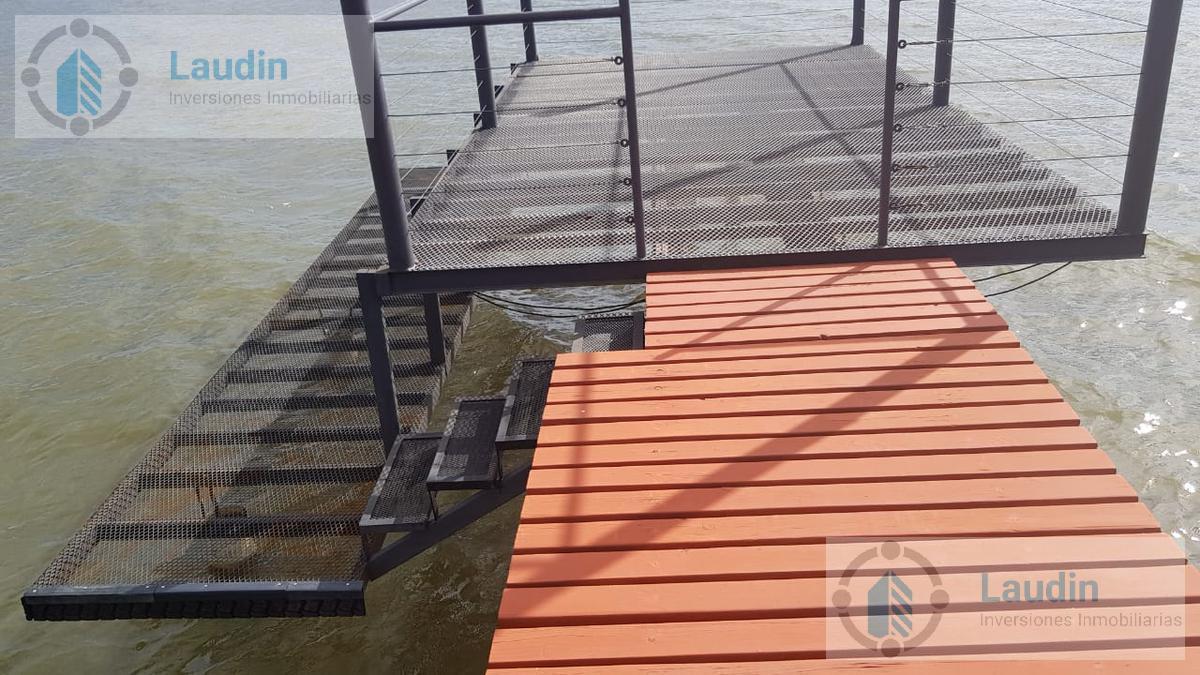 Propiedad Única con Playa Privada y Muelle sobre el Río — Barrio Privado Costa Mango, Posadas