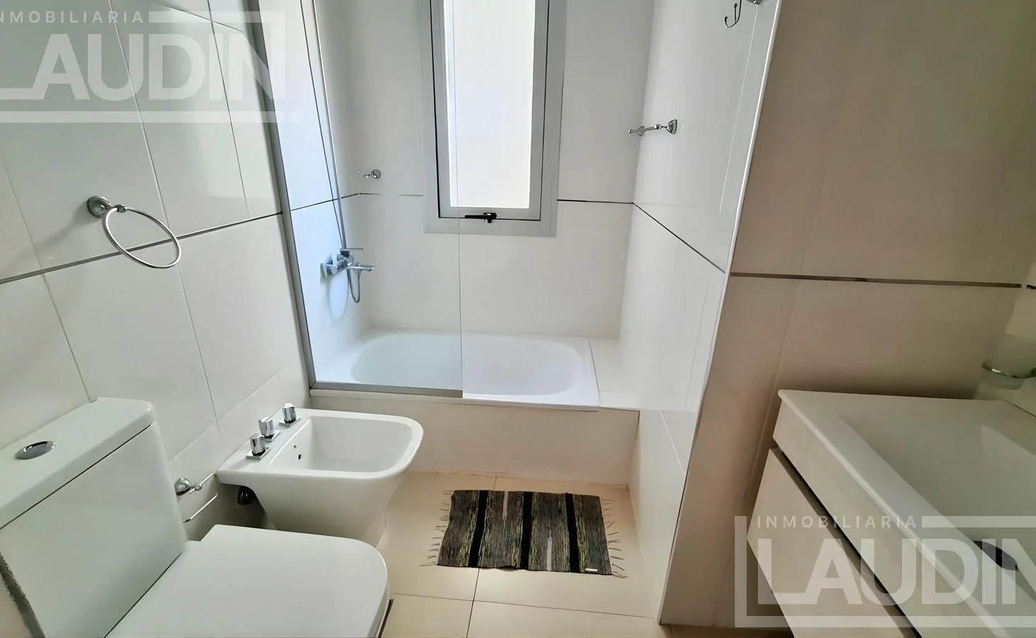 Foto de Se vende departamento 2 dormitorios en costanera Posadas, imagen 5